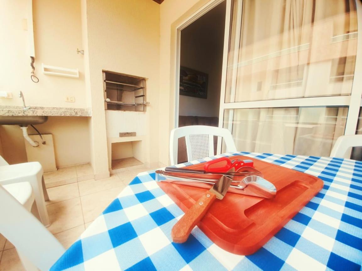 Lindo apto com 3 quartos, apenas 1 quadra da praia das Toninhas Ubatuba Exterior foto