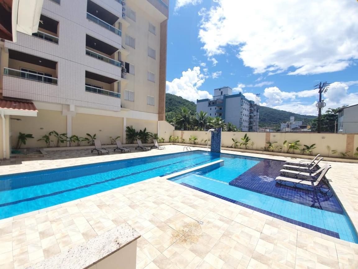 Lindo Apto Com 3 Quartos, Apenas 1 Quadra Da Praia Das Toninhas Apartamento Ubatuba Exterior foto