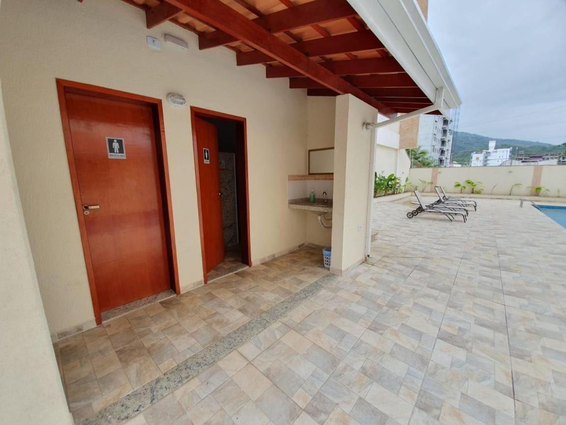Lindo apto com 3 quartos, apenas 1 quadra da praia das Toninhas Ubatuba Exterior foto