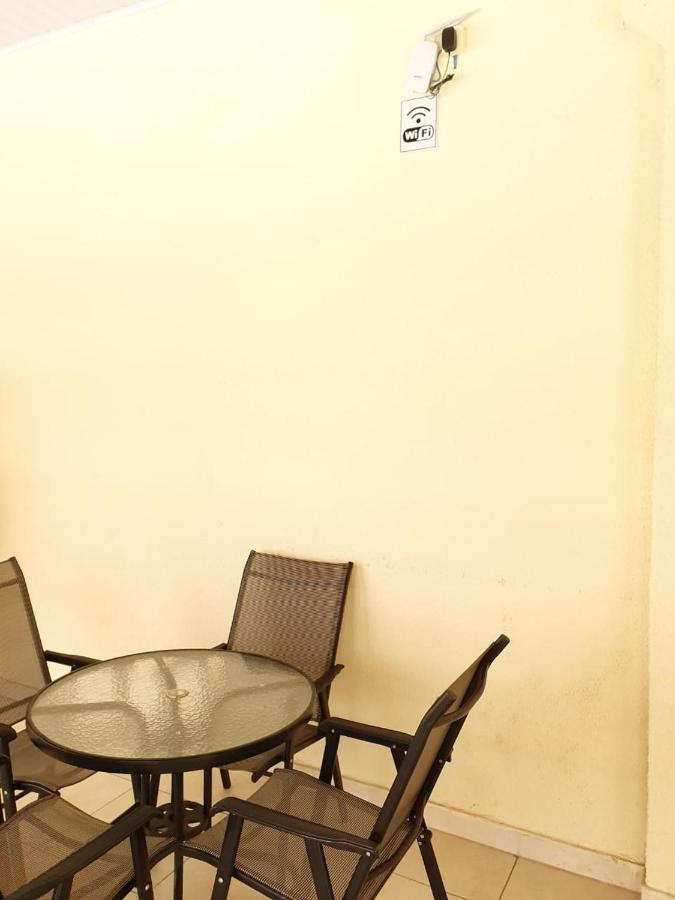 Lindo apto com 3 quartos, apenas 1 quadra da praia das Toninhas Ubatuba Exterior foto