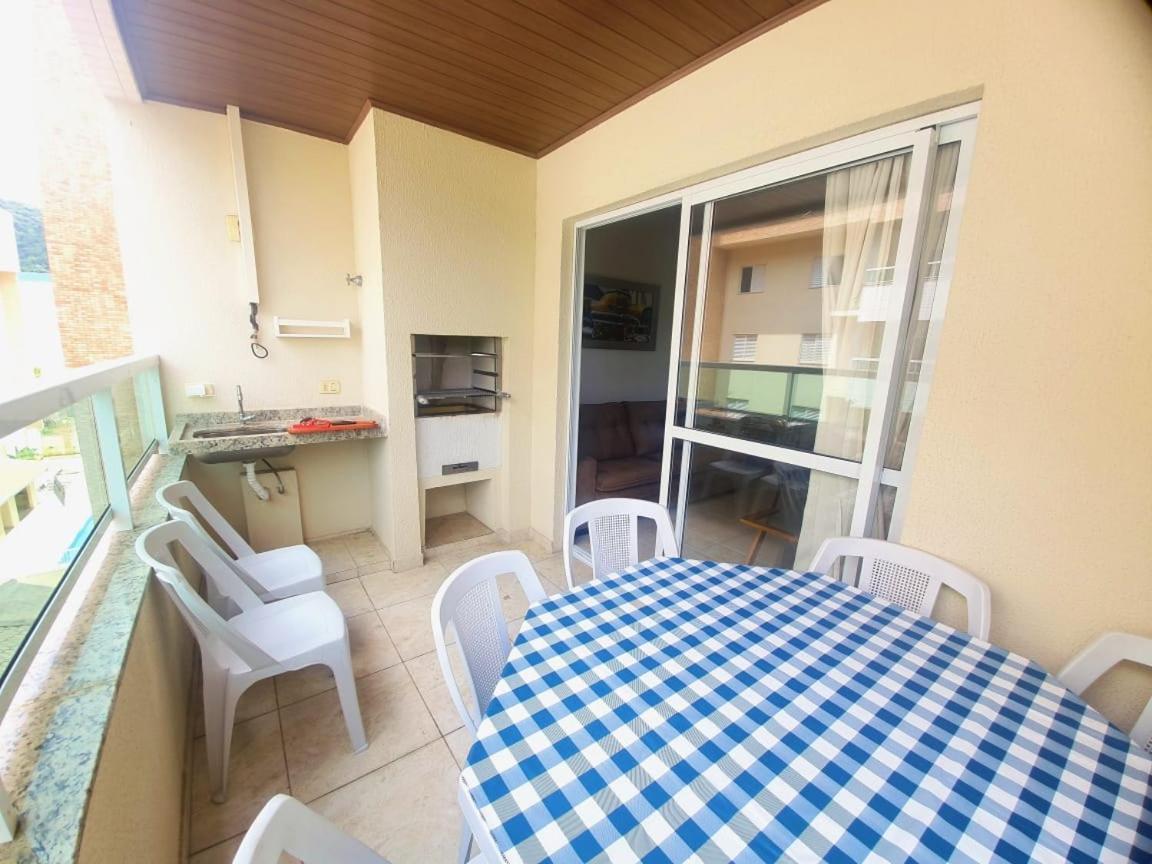 Lindo apto com 3 quartos, apenas 1 quadra da praia das Toninhas Ubatuba Exterior foto